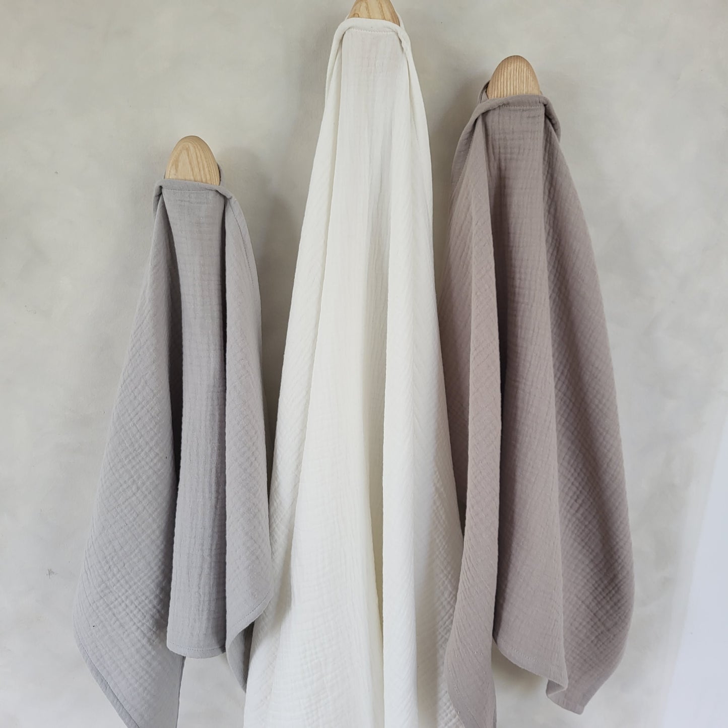 Cotton tea towel for a kitchen I White, pink, beige or grey colors